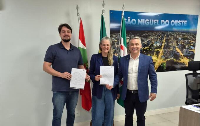 Duas escolas municipais de SMO receberão novos gradis