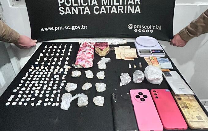Quatro pessoas são presas por tráfico de drogas em São Miguel do Oeste