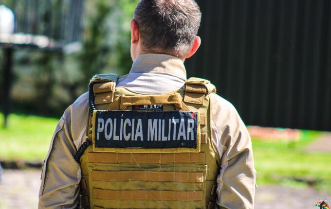 Homem é preso com carabina e silenciador em Barra Bonita