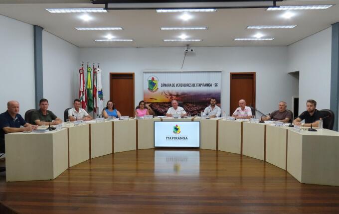 Vereadores derrubam veto a projeto que reduz contribuição de melhoria em Itapiranga