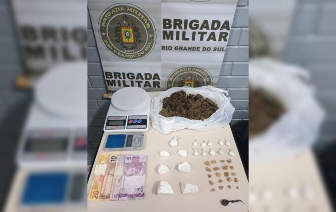 Traficante é preso com crack, maconha e cocaína em Barra do Guarita
