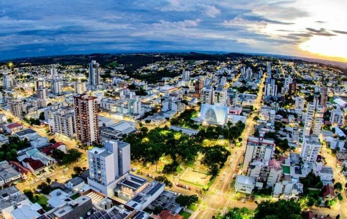 São Miguel do Oeste fecha 2025 com alta de 8% no saldo de empresas e mais de 1,4 mil novos CNPJs