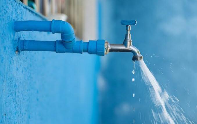Projeto aprovado na Câmara acaba com cobrança de consumo mínimo de água
