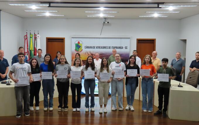 Câmara de Itapiranga realiza diplomação de Vereadores Mirins