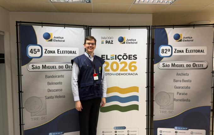 Justiça Eleitoral realiza conferência das urnas eletrônicas em São Miguel do Oeste
