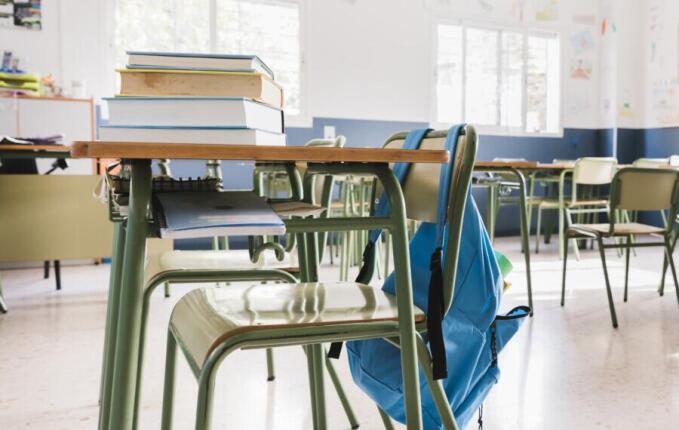 Comissão de Educação aprova parecer para projeto que proíbe sirenes nas escolas de SC
