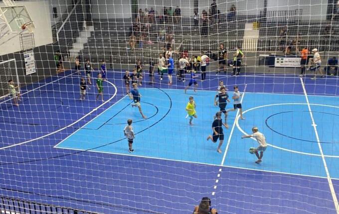 Final do Regional de Futsal termina empatada em 4 a 4 em São Miguel do Oeste