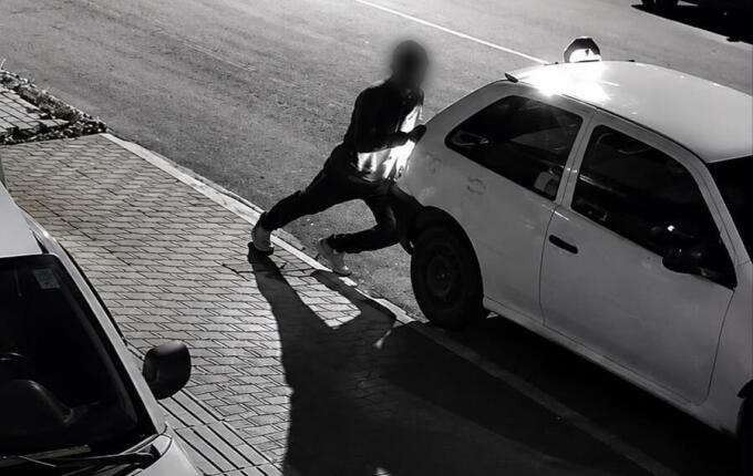 VW Gol é furtado durante a madrugada no Centro de São Miguel do Oeste