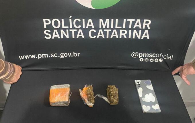 Homem é preso por tráfico de drogas com mais de 300 g de maconha em Riqueza