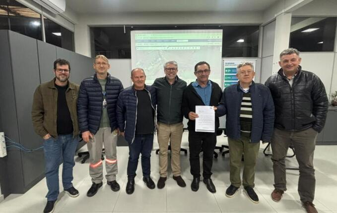 Prefeitura apresenta à Celesc demandas para ampliar rede trifásica no interior de SMO