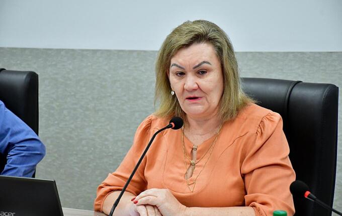 Vereadora propõe destinar assentos ociosos de voos regionais a pacientes