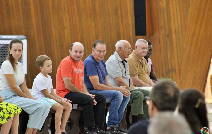 Missa de Lava-Pés abre celebrações do Tríduo Pascal em São Miguel do Oeste