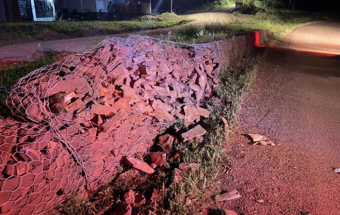 Acidente na BR-163 deixa motorista ferido em São Miguel do Oeste
