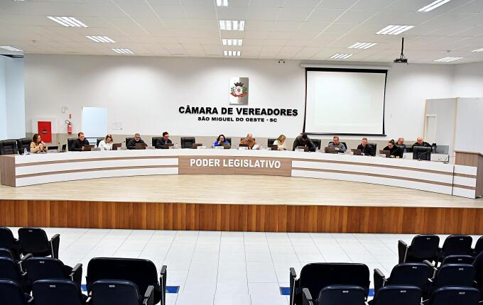 Vereadores aprovam projeto para recebimento de Kit Despesca em SMO