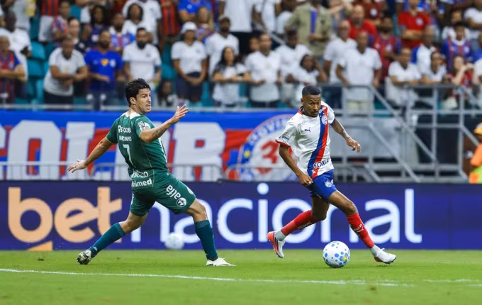 Chapecoense perde para o Bahia e segue na lanterna do Brasileirão