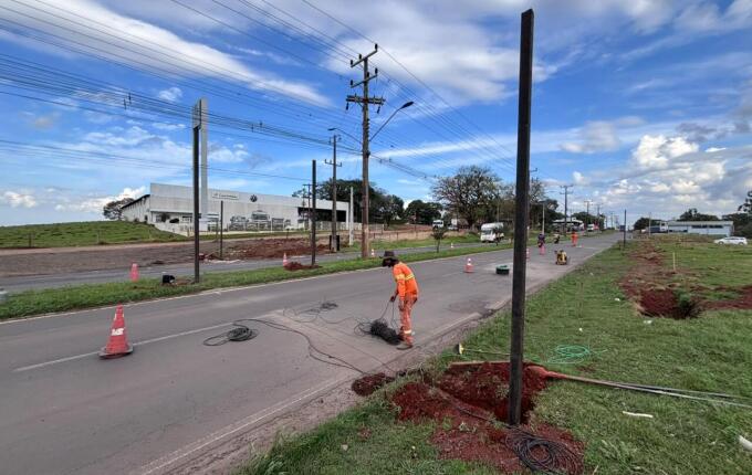 Oito lombadas eletrônicas voltam a ser instaladas na Avenida Willy Barth, em São Miguel do Oeste