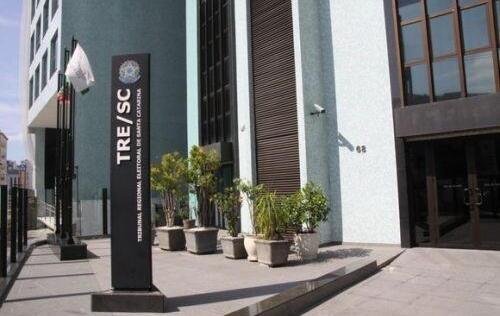 Santa Catarina registra 170 denúncias de propaganda eleitoral irregular