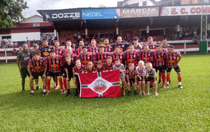 Cometa vence e assume a liderança do grupo A do Estadual 2026