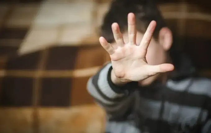 Levantamento inédito em SC quer mapear crianças que ficaram órfãs após casos de feminicídios