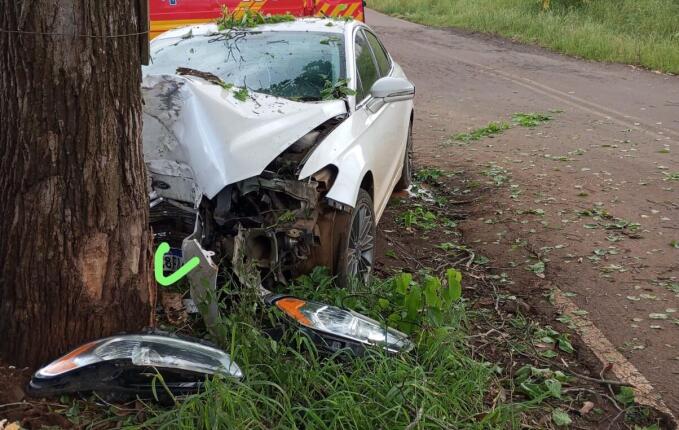 Mulher fica ferida em acidente em Palmitos