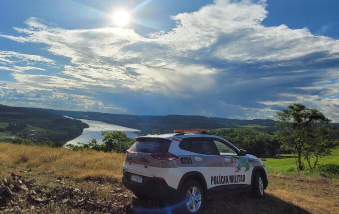 Adolescente se envolve em acidente entre carro e moto no interior de Itapiranga