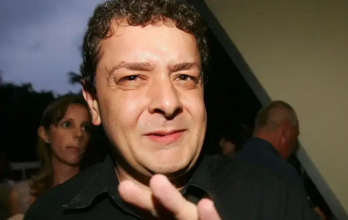 Lulinha abre empresa na Espanha em meio a investigações do INSS