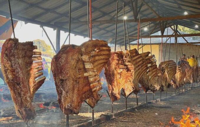 Tradicional costelão do Dia do Trabalhador deve reunir mais de mil pessoas em SMO