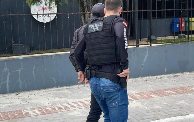 Homem é preso por estupro de vulnerável contra a própria neta em São Lourenço do Oeste