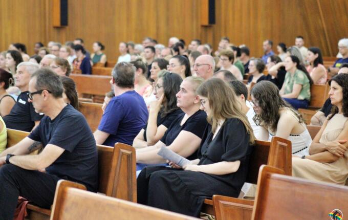 Missa de Lava-Pés abre celebrações do Tríduo Pascal em São Miguel do Oeste