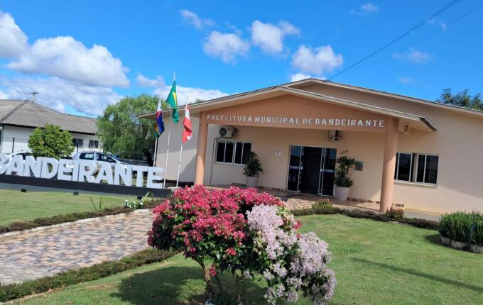 Idosos terão almoço gratuito na festa dos 31 anos de Bandeirante