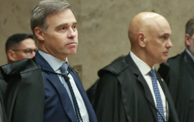 Moraes acusa Mendonça de tentar incluí-lo em delação; ministro nega