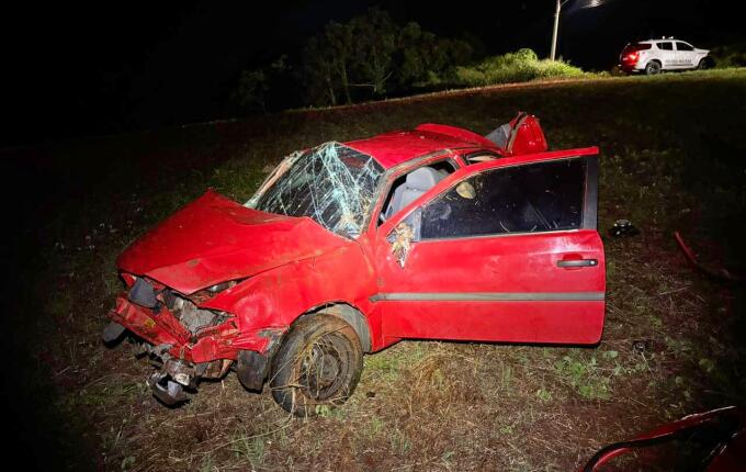 Saída de pista deixa 5 pessoas feridas na SC 163, em São Miguel do Oeste