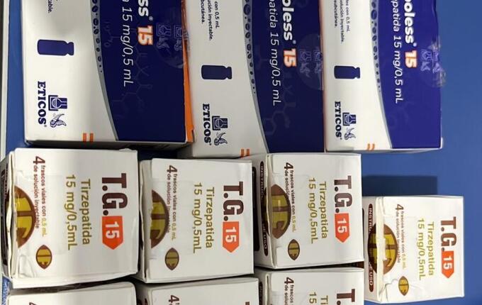 Dupla é flagrada com medicamentos contrabandeados na SC-157 em São Lourenço do Oeste