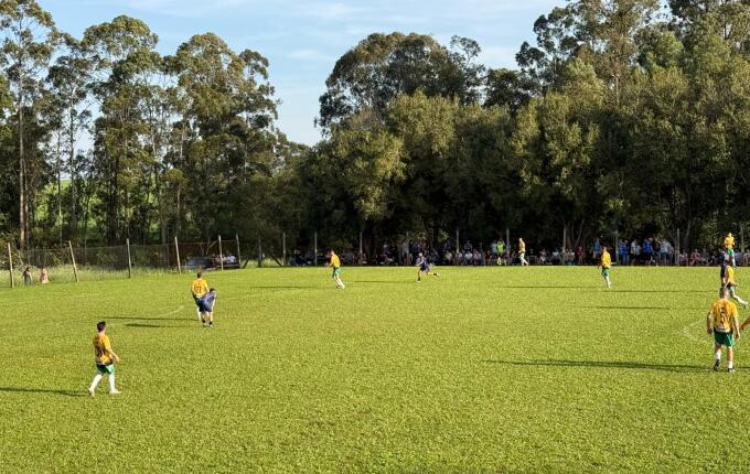 Campeonato Municipal movimenta comunidade da Linha Emboaba em São Miguel do Oeste