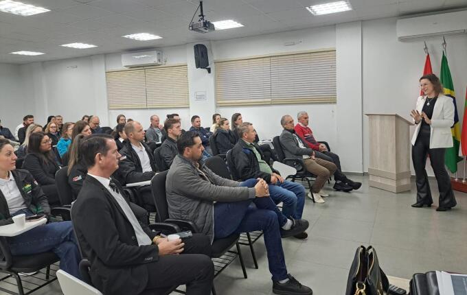 Assemit promove orientações sobre NR1 e leis trabalhistas para empresários