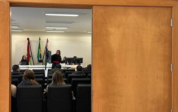 Justiça condena homem que matou ex-mulher e filho dela com 142 facadas em SC