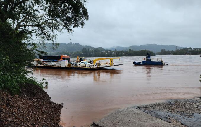 Cheia do Rio Uruguai gera alerta para travessia entre Itapiranga e Barra do Guarita