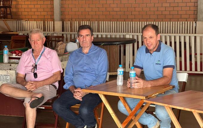 Deputado Valdir Cobalchini destina R$ 200 mil para APAE durante visita ao Extremo-Oeste