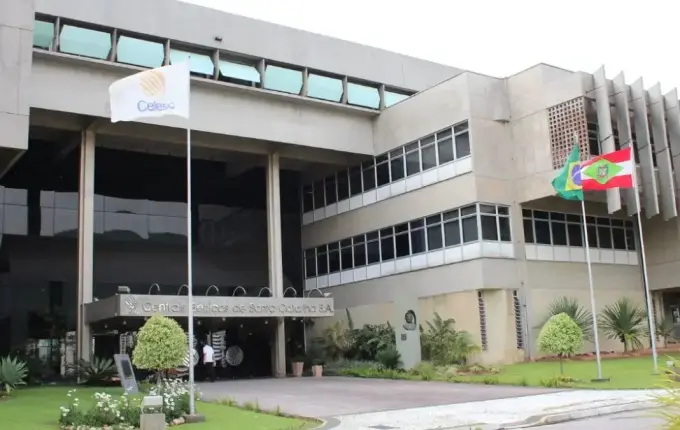 Funcionários da Celesc estão cobrindo prejuízo de R$ 365 mi de fraude previdenciária