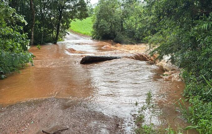 Chuvas interditam estrada e levam Descanso a decretar situação de emergência