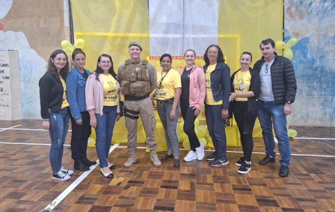Ação preventiva orienta alunos sobre drogas, trânsito e cidadania em Paraíso