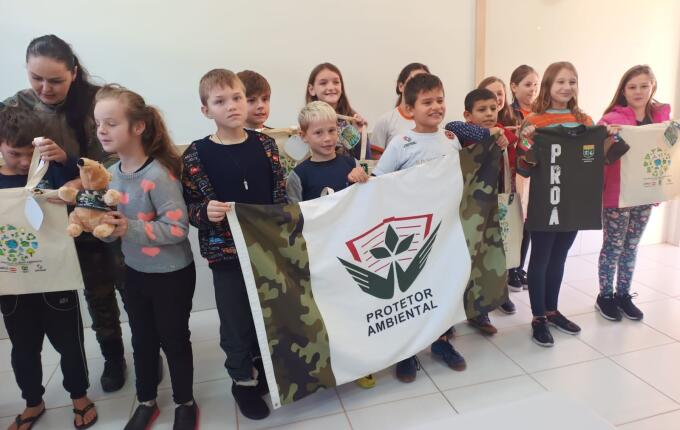 Polícia Militar Ambiental inicia atividades em três escolas de Itapiranga