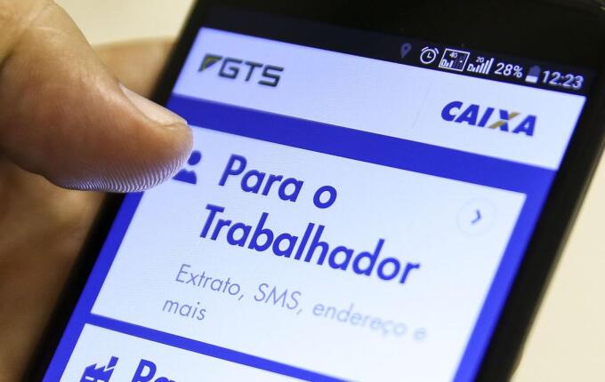 Conselho do FGTS decide nesta terça distribuição de R$ 13 bilhões aos trabalhadores
