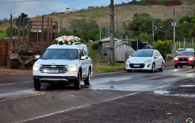 Irmãs mortas em acidente na BR-163 são sepultadas em SMO