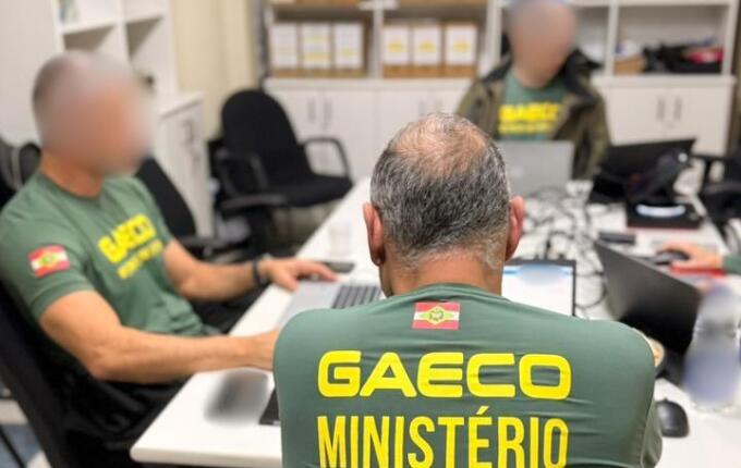 Operação no Oeste apura fraude tributária e Justiça bloqueia até R$ 8,9 milhões