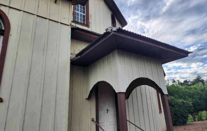 Comunidade faz campanha para reformar igreja histórica de Itapiranga