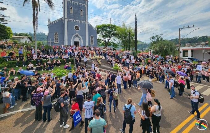 Seis mil fiéis participam de Romaria Vocacional em Itapiranga