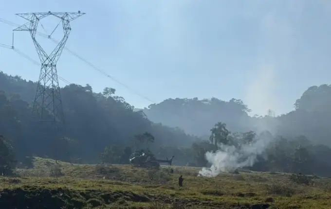 Queda de helicóptero em Pomerode mobiliza equipes de socorro