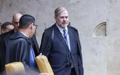 Toffoli se declara suspeito e não vota sobre prisão de ex-presidente do BRB