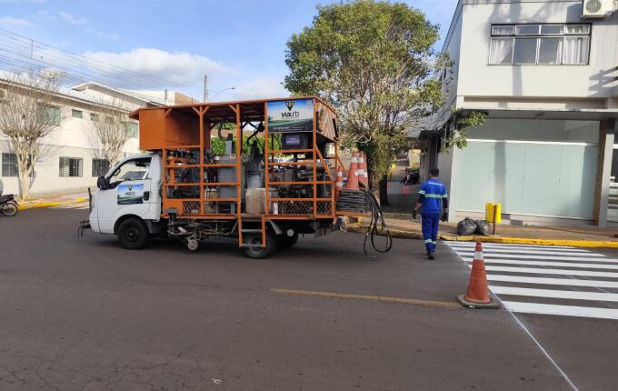 Prefeitura reforça sinalização viária para aumentar segurança no centro de São José do Cedro